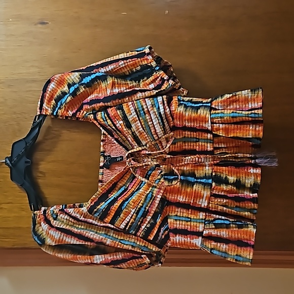 Jessica Simpson Tie Front Top - Picture 2 of 6